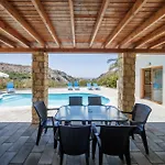 Vila Secret Oasis Ladania Coral Bay