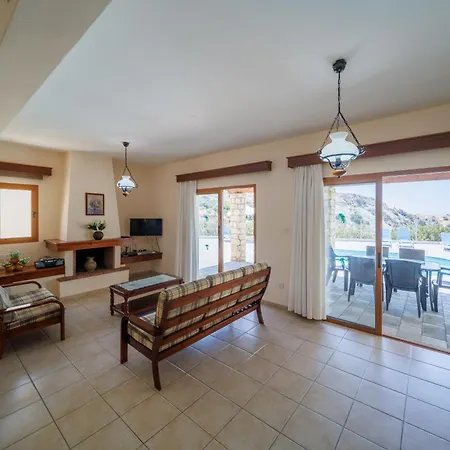 Secret Oasis Ladania Coral Bay